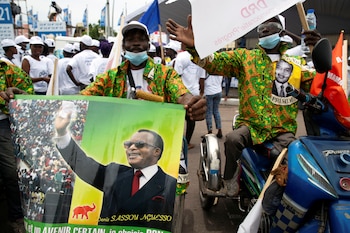 Simpatizantes asisten a una manifestación