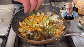 La receta del abuelo de almejas a la marinera con cava: “Esta salsa no puede quedarse en el plato”