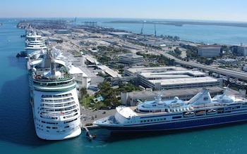 PortMiami se consolida como la terminal de cruceros líder mundial tras superar los 8,5 millones de pasajeros en 2025, según cifras oficiales (Miami Beach)