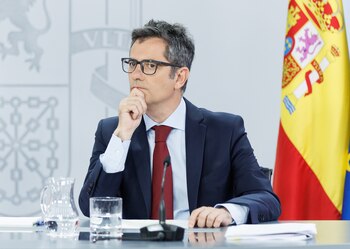 El ministro de la Presidencia, Félix Bolaños, durante la rueda de prensa posterior a la reunión del Consejo de Ministros. (Eduardo Parra / Europa Press)