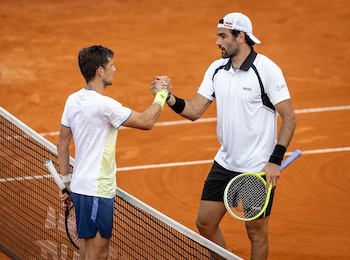 Vit Kopriva saluda al italiano