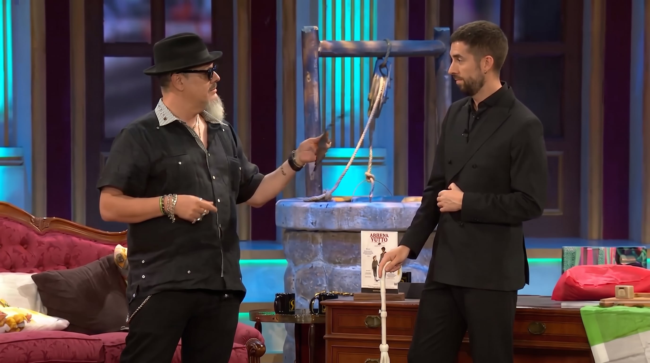 David Broncano conversa con Ralph Echemendia sobre la jaula de Faraday en La Revuelta. (Imagen Ilustrativa Infobae)