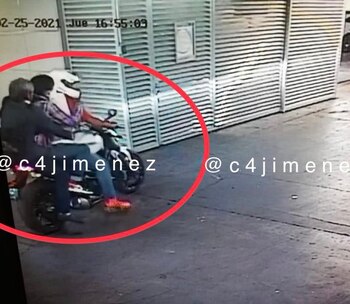 Los presuntos asaltantes escaparon en