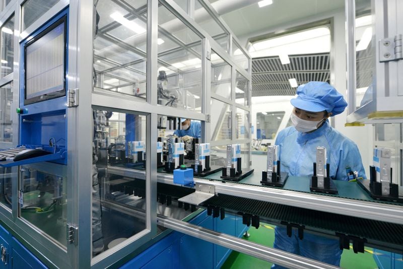 Prototipos de laboratorio demostraron una pérdida mínima de capacidad tras decenas de miles de ciclos. (Imagen referencial/Reuters)