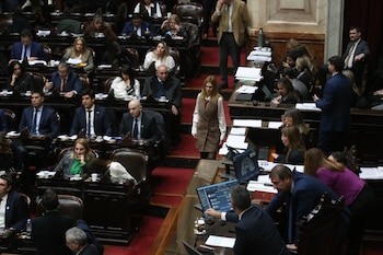 Sesión especial en la Cámara de Diputados - 24 de junio