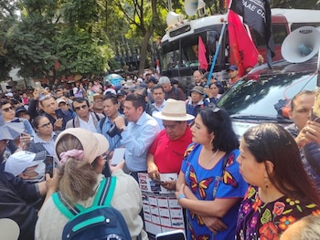 Los integrantes de la Comisión