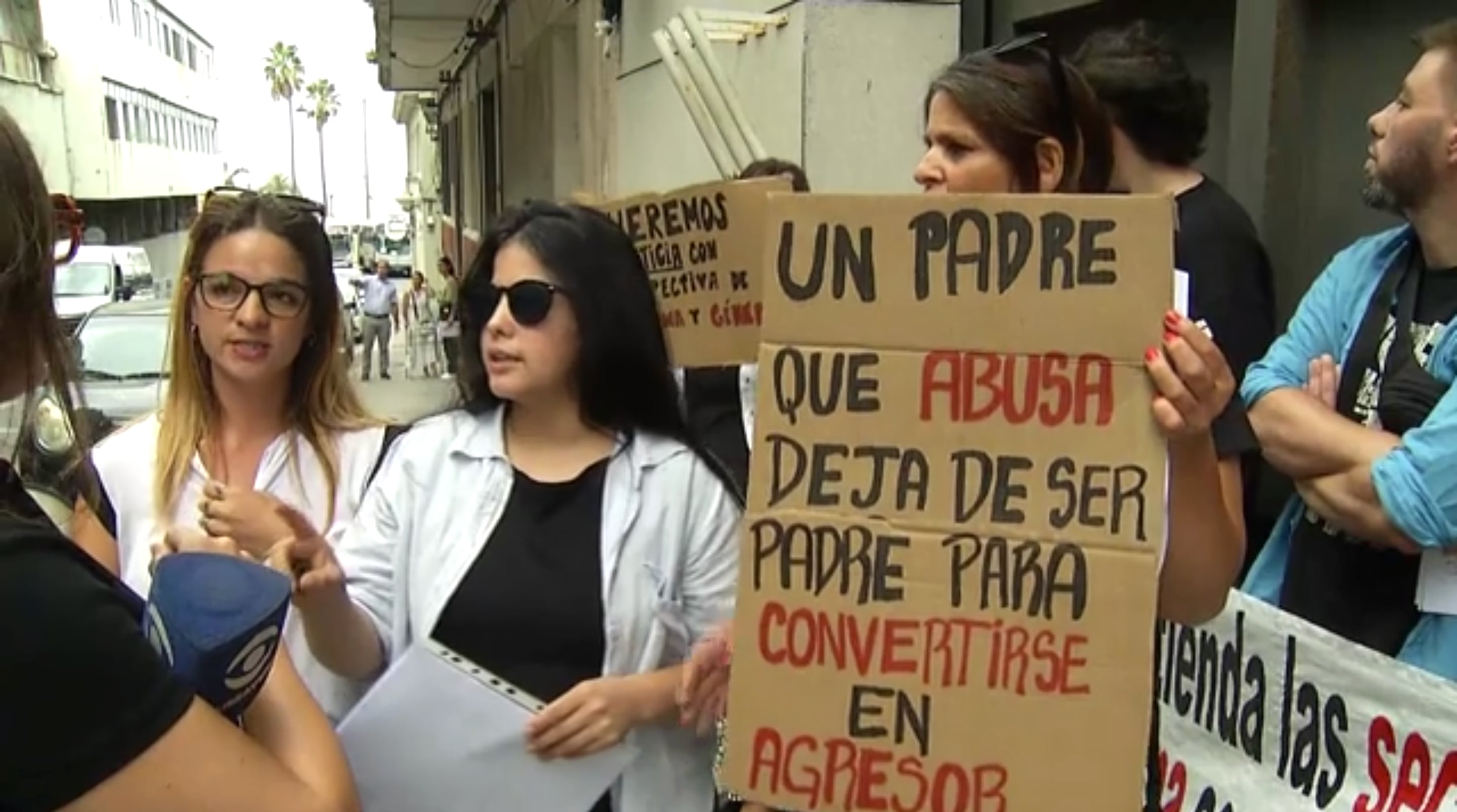 Moisés mató a su padres, después de una vida atravesada por abusos y torturas (Captura Subrayado/Canal10)