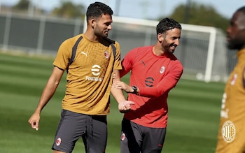 Goncalo Ramos firmó con el Milan: en la foto con el DT Ruben Amorim