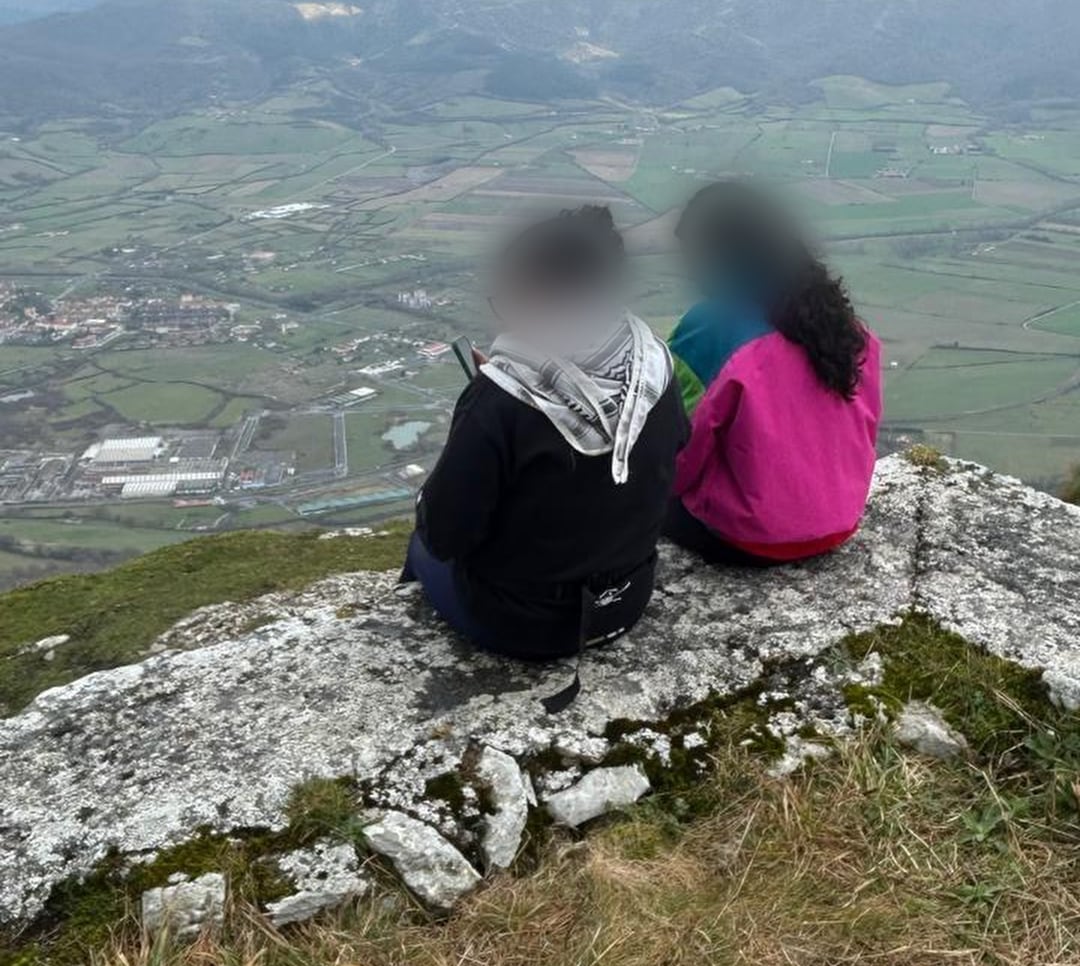 Lina junto a su hija. (Imagen cedida a Infobae)