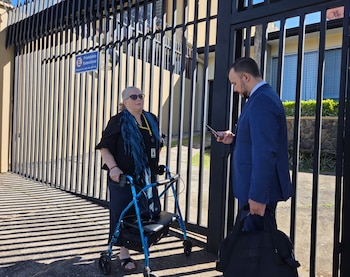 Comunicadora se presentó junto a
