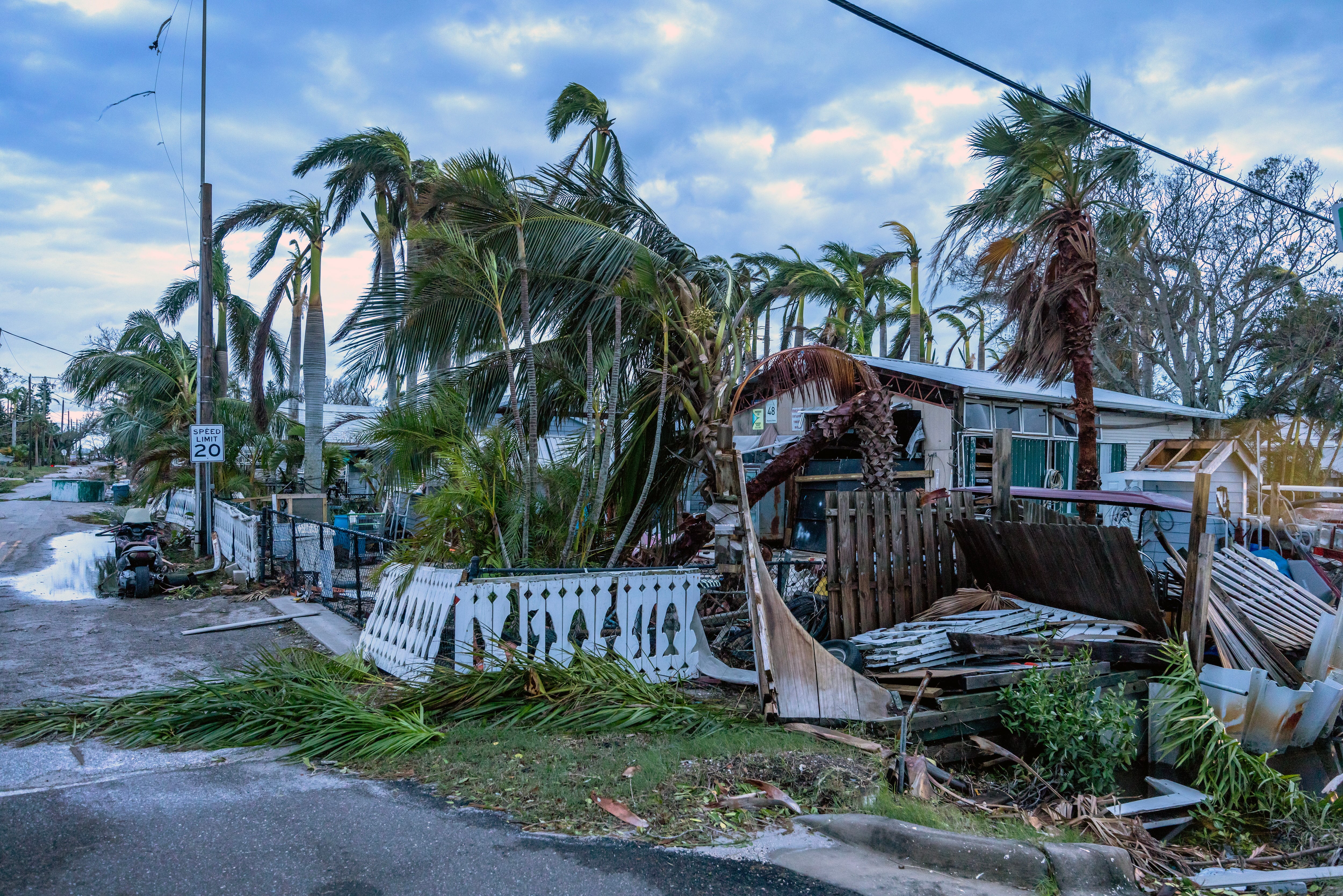 Florida encabeza la lista de estados con mayor riesgo de huracanes en 2026 debido a su ubicación entre dos cuerpos de agua y alta densidad urbana. (EFE/ Cristobal Herrera-ulashkevich)