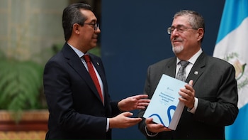 El presidente Bernardo Arévalo realizó cambios en la estructura económica del Gobierno de Guatemala con nuevos nombramientos.