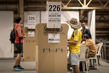 Los resultados serán verificados mediante las actas electorales diligenciadas en cada mesa, señaló la Registraduría - crédito Natalia Pedraza/EFE