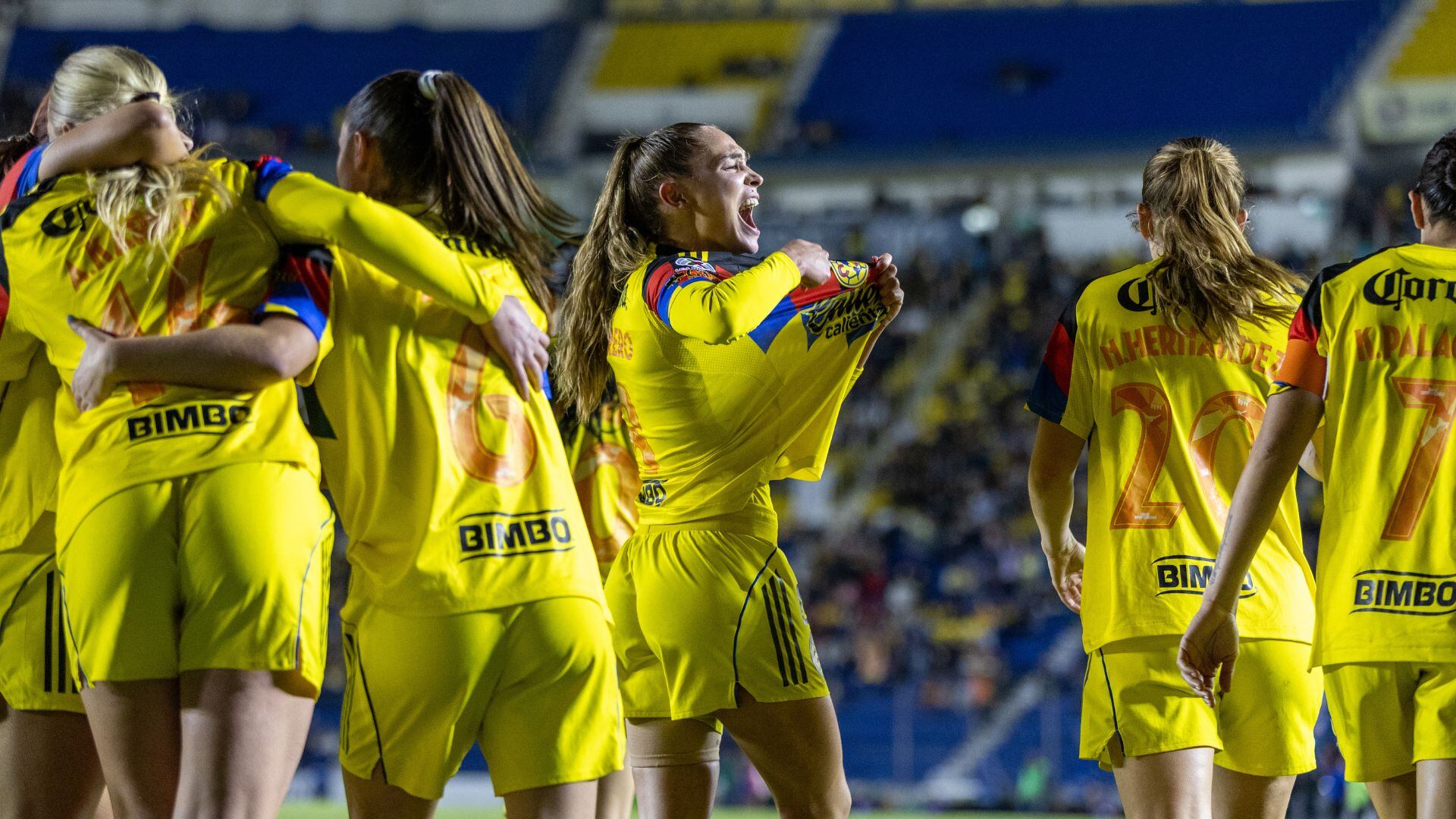 La mediocampista explicó que el plantel ha mantenido constancia desde el inicio del torneo hasta su clasificación a la lucha por el título. (Diego Cedrix - Club América)