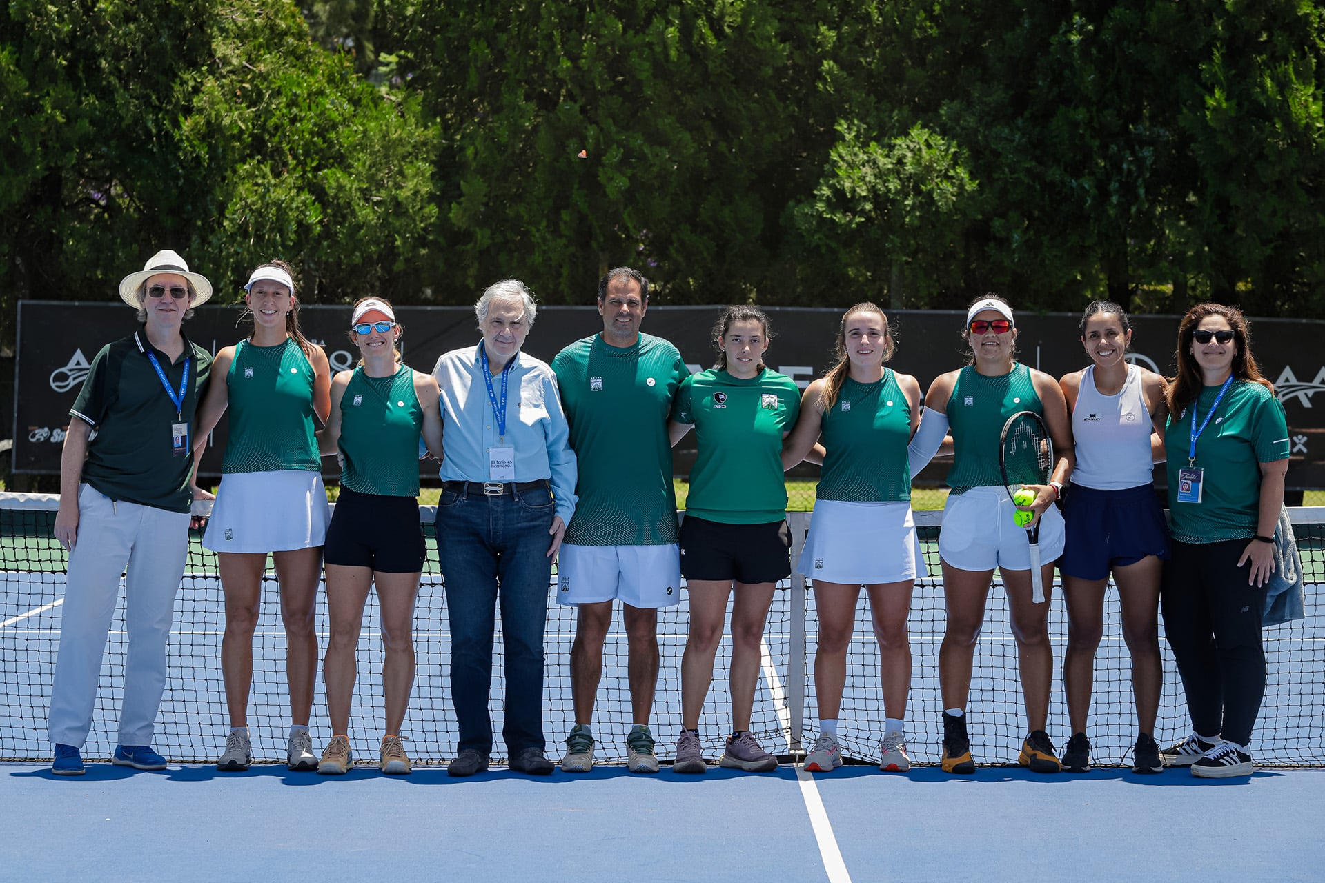 El equipo femenino de Ferro, con Luisina Giovannini, en las Finales del Interclubes 2025 (Fuente: Prensa AAT)