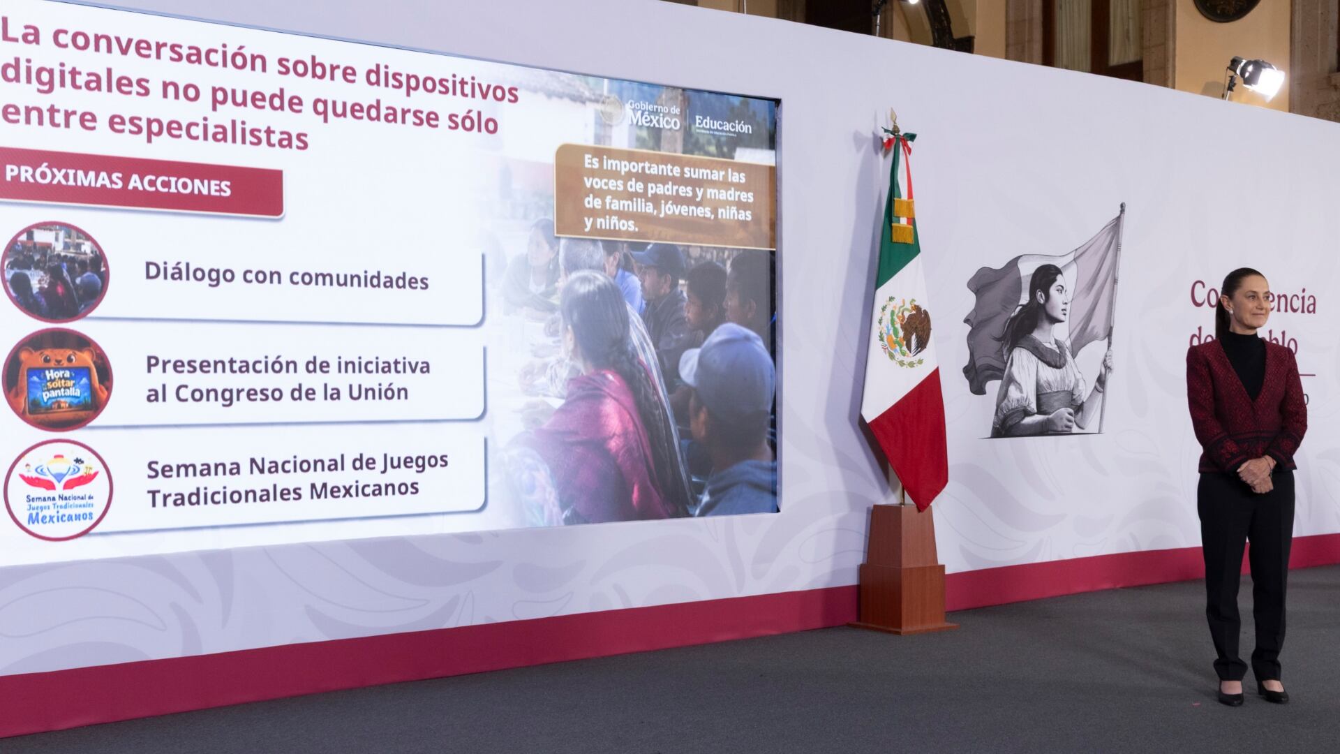 Claudia Sheinbaum Pardo presenta en México las próximas acciones gubernamentales para regular los dispositivos digitales y fomentar diálogos comunitarios. (Presidencia)