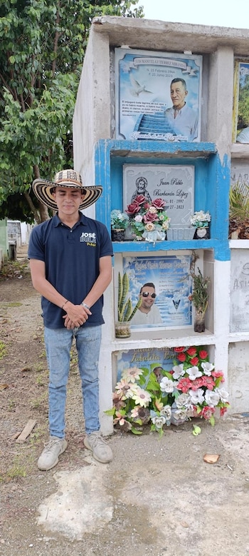 José Bula Moreno presenta sus