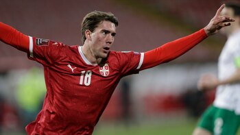 Serbia regresa a la Eurocopa