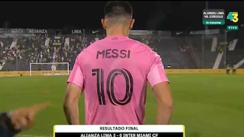 Alan Cantero intercambió camiseta con