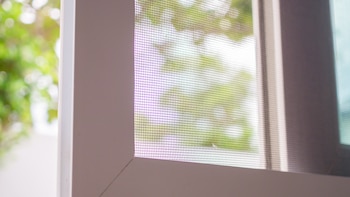 Las alternativas a las mosquiteras que son perfectas para este verano: fáciles de instalar y pensadas para terrazas