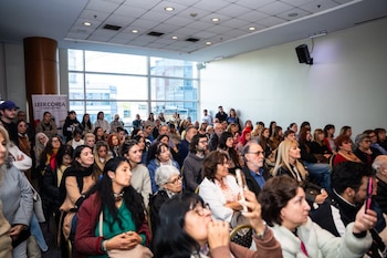 "Han Kang y Jorge Luis Borges: memoria, cuerpo y laberintos literarios" Con Claudia Piñeiro y Silvia Hopenhayn