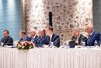 La delegación rusa, encabezada por