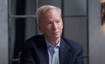 Eric Schmidt, ex-CEO de Google, compartió en una entrevista exclusiva su visión sobre los retos y oportunidades que plantea la tecnología en el mundo actual.
