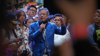 Estos fueron los últimos mensajes en redes sociales que Petro publicó a horas de dejar la Presidencia