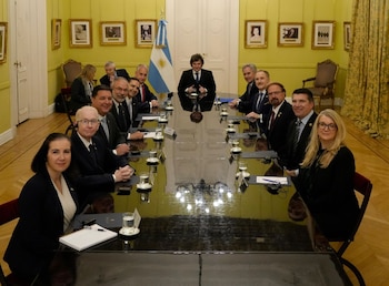 Javier Milei junto a la delegación del Congreso de los Estados Unidos