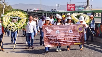 Comunidad minera realiza marcha en