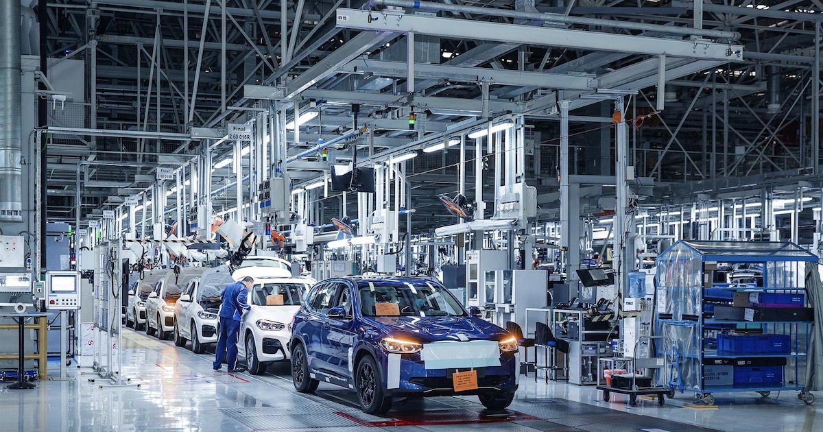 A produção industrial da Alemanha caiu 4,3 por cento em agosto, seu maior declínio desde 2022 A produção industrial da Alemanha caiu 4,3 por cento em agosto, seu maior declínio desde 2022