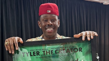 Tyler, The Creator conservó dos banderas mexicanas tras sus conciertos en el país