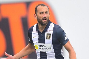 Hernán Barcos tiene contrato con