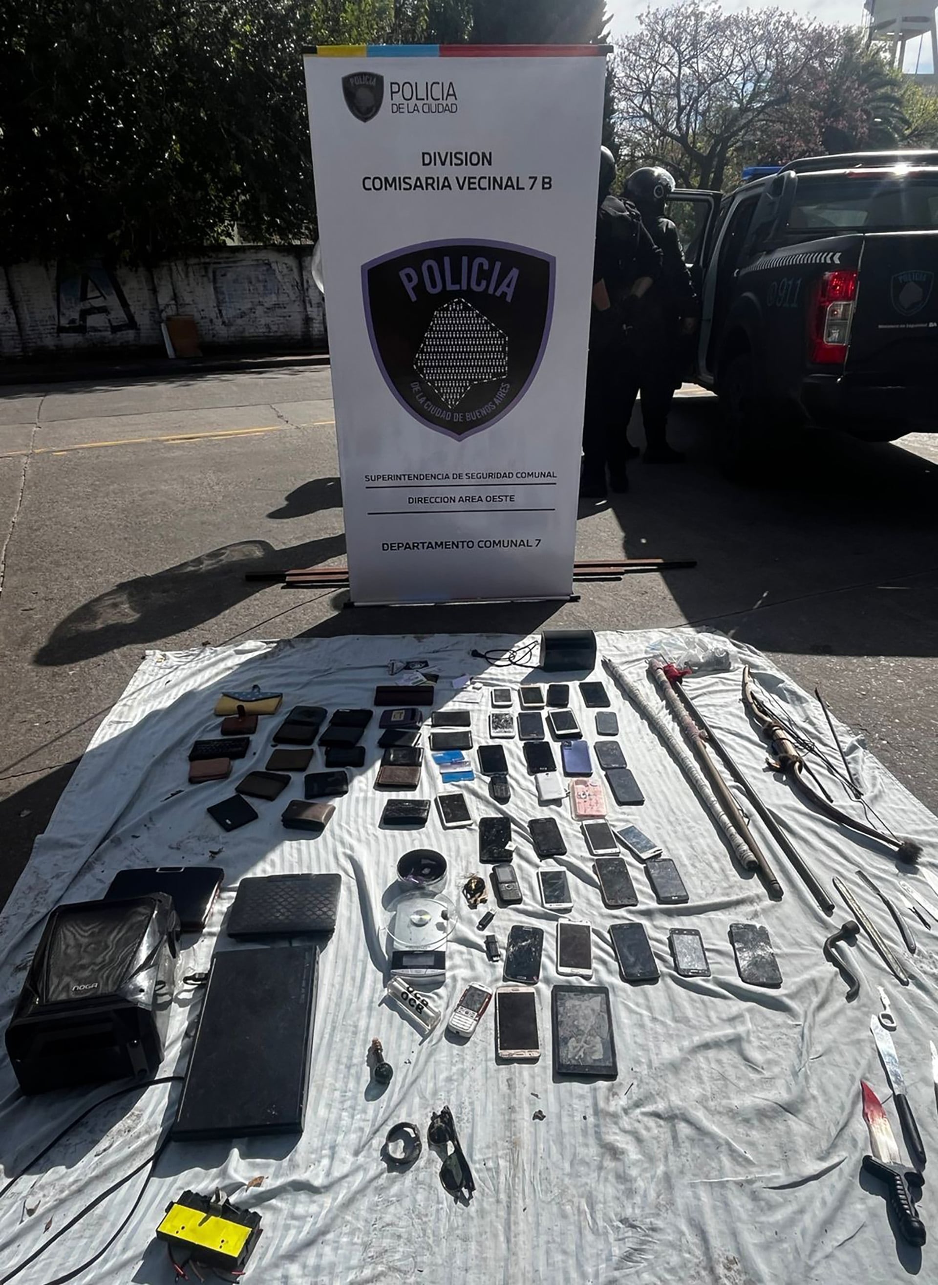 Todos los elementos incautados por la Policía de la Ciudad