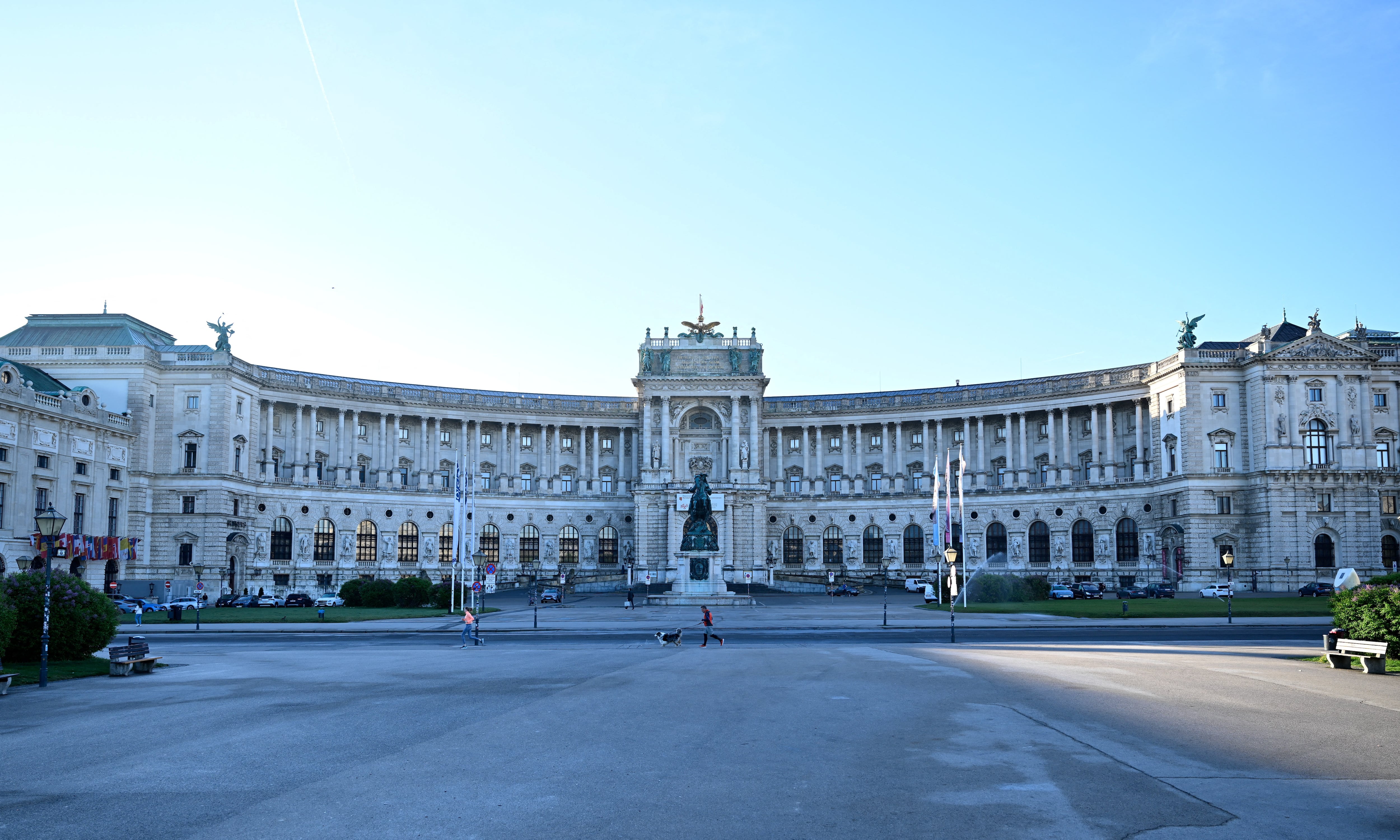 El Palacio Hofburg, en Viena, es uno de los símbolos de Austria, el país con el PBI per cápita más alto del Grupo J y el mejor desempeño económico general entre los rivales de Argentina en el Mundial 2026. (Reuters)