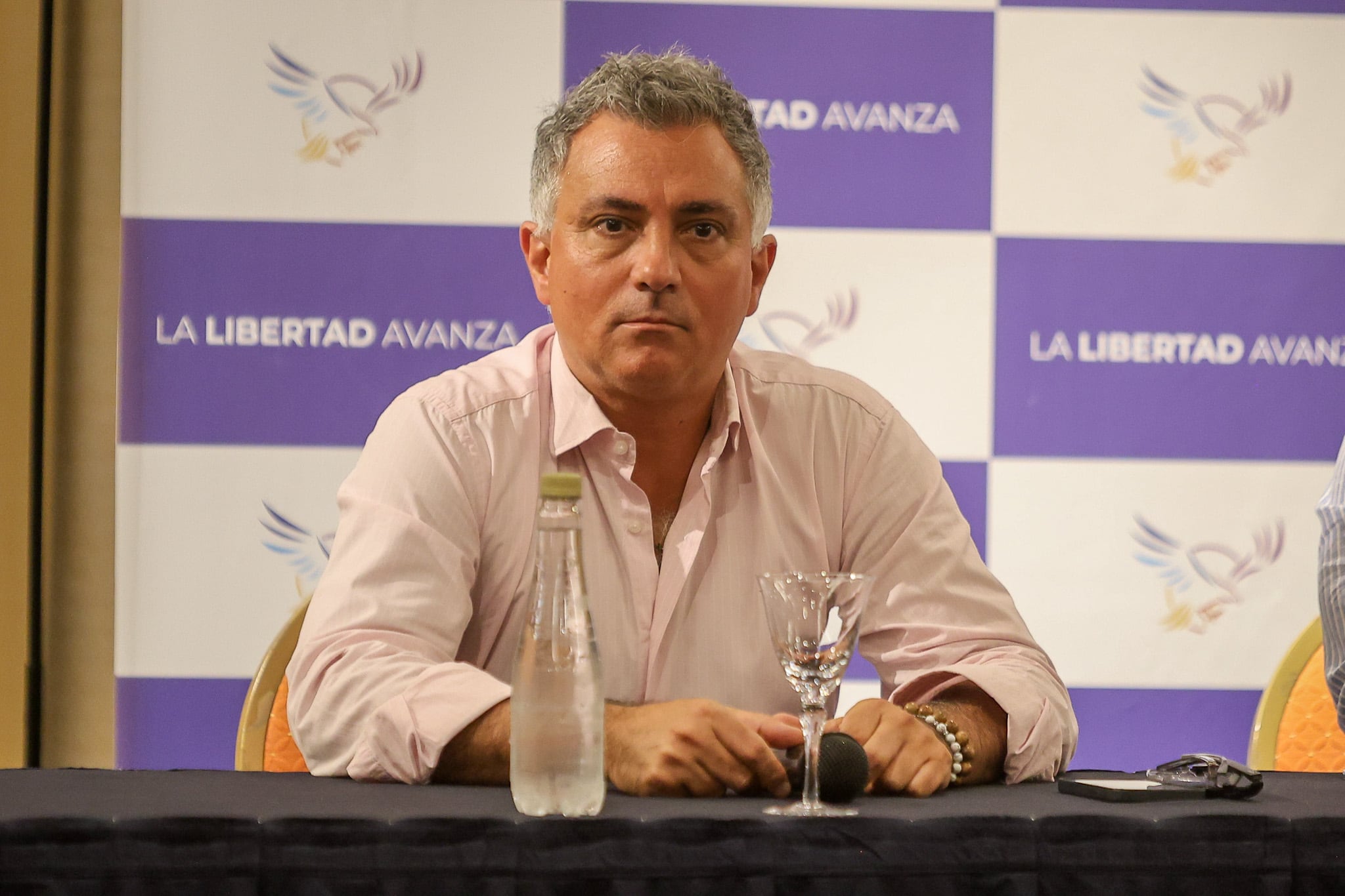 Sebastián Pareja (Christian Heit)