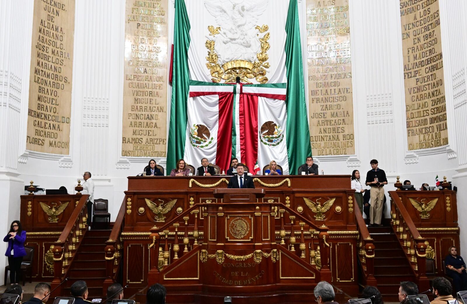 Pablo Vázquez compareció ante el Congreso local. Foto: (Congreso CDMX)