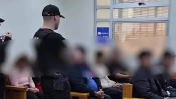 Chile: prisión preventiva para 10 integrantes de una banda que explotaba sexualmente a adolescentes bolivianas