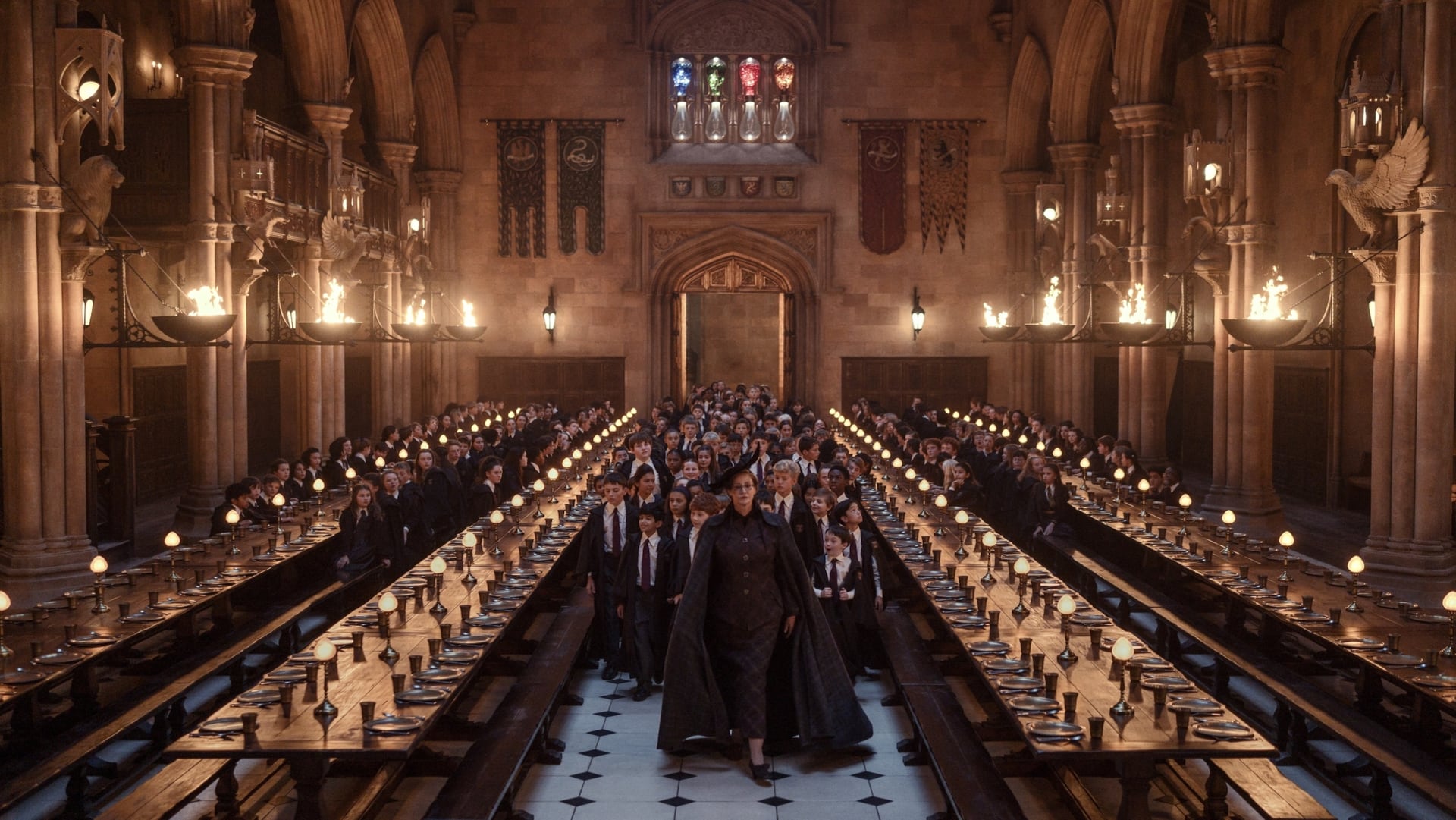 La serie de Harry Potter en HBO pone en primer plano el primer año en Hogwarts con clases, compañeros nuevos y más espacio para el quidditch (HBO Max)