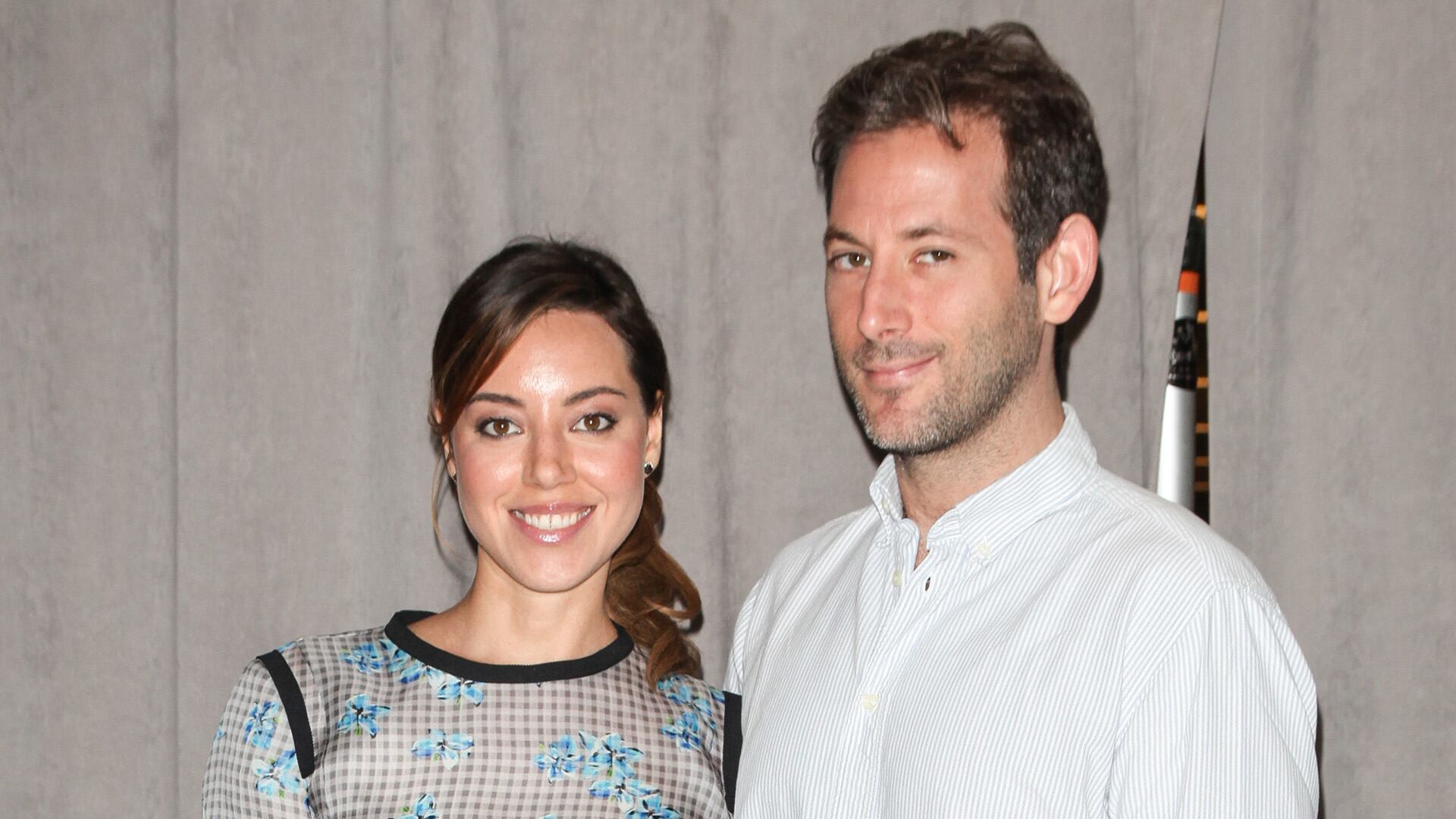 El informe forense confirmó que Aubrey Plaza y Jeff Baena se habían distanciado meses antes de la muerte del director en enero de 2025 (Grosby)