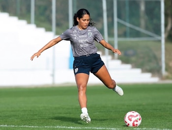 (Instagram / @juanaplata)