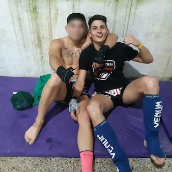 Un motociclista con experiencia en