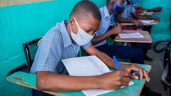 Peligra la educación para más