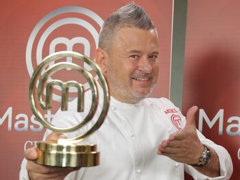 30-11-2021 Miki Nadal, flamante vencedor