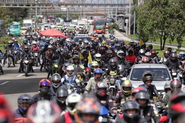 La Cámara de la Industria de Motocicletas de la Andi rechaza la postergación y advierte que retrasa avances en seguridad vial y protección de motociclistas - crédito Colprensa