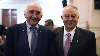 El científico Peter Barnes fue