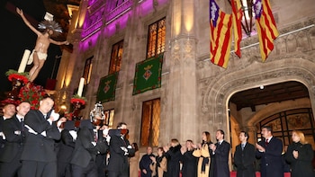 Un periódico mallorquín para alemanes se pregunta por qué la Pascua es tan diferente entre Alemania y las Islas Baleares