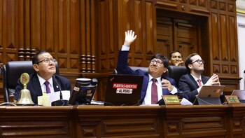 Con 50 votos a favor,