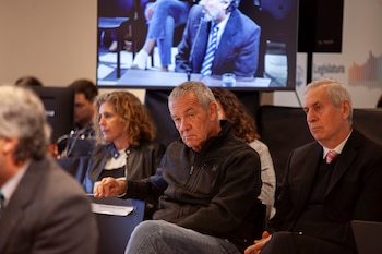 Marcelo Macarrón junto a su abogado Gustavo Liebau durante una de las audiencias del jury