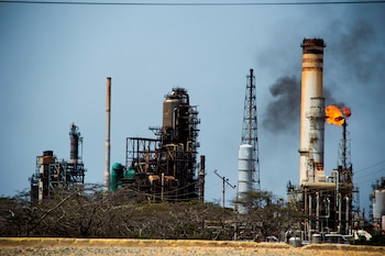 Empresas petroleras esperan la emisión